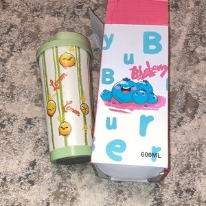 Lemon Themed Drinkware Tumblercute lemon tumbler . NWT show degrees in Celsius